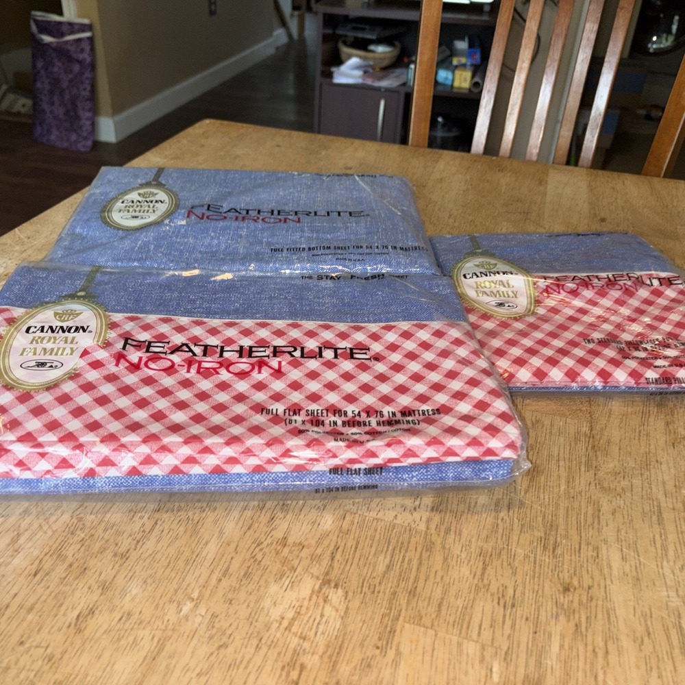 VTG Cannon Royal Family Featherlite Full Sheet Set Red Blue Gingham Check NEW